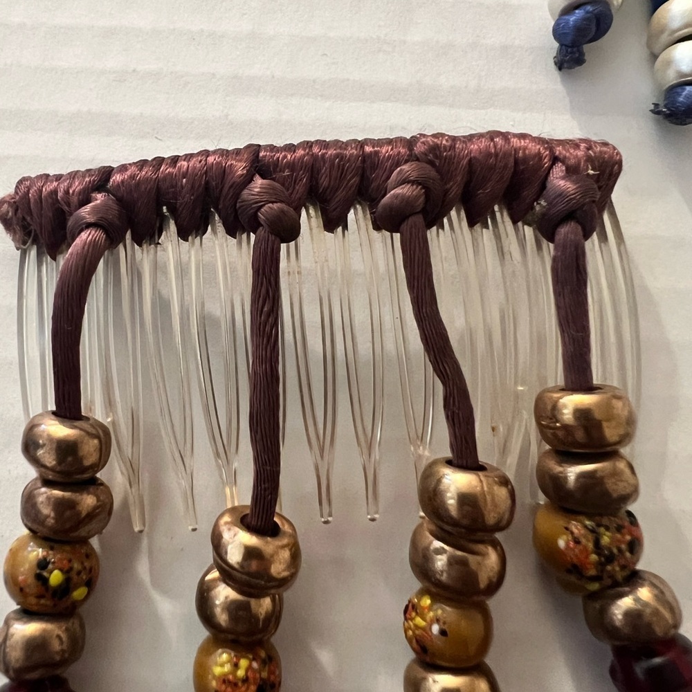 Beaded Hair Combs Set of 4 - Picture 7 of 10